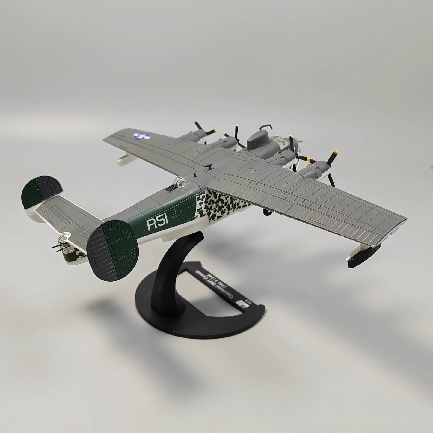 1-144 WWII American PB2Y Coronado Seaplane Model