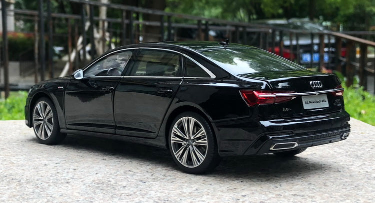 1-18 2019 new Audi A6L alloy car model