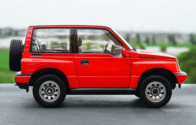 Model Name: 1-18 Suzuki Vitra Alloy Car Model Material: alloy, plastic, rubber Colour: red or black or white Model scale: 1:18 Model Size:210mm * 100mm * 90mm