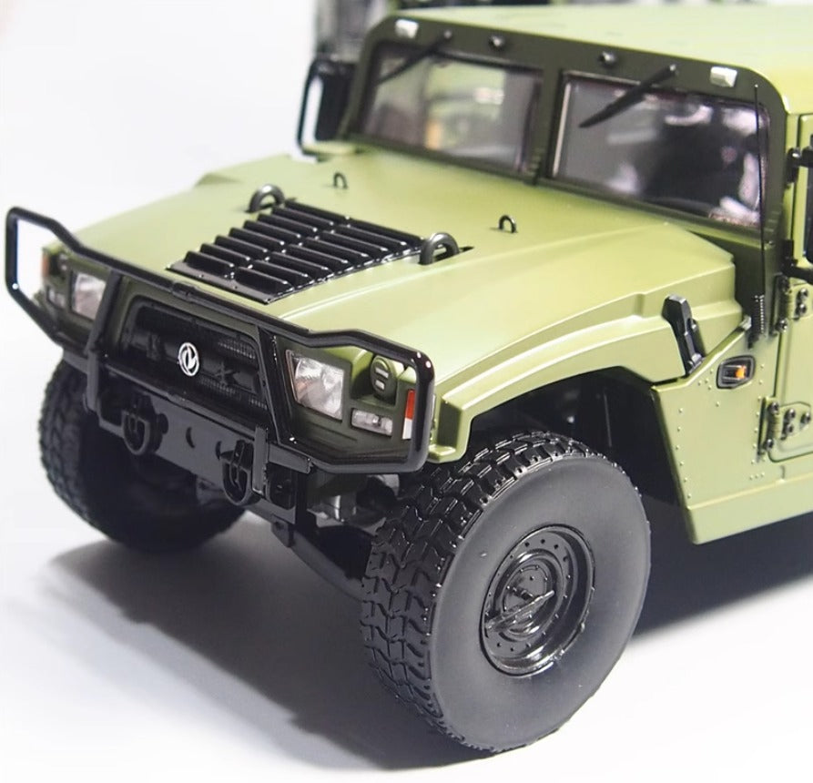 1-18 original Dongfeng Mengshi military vehicle model