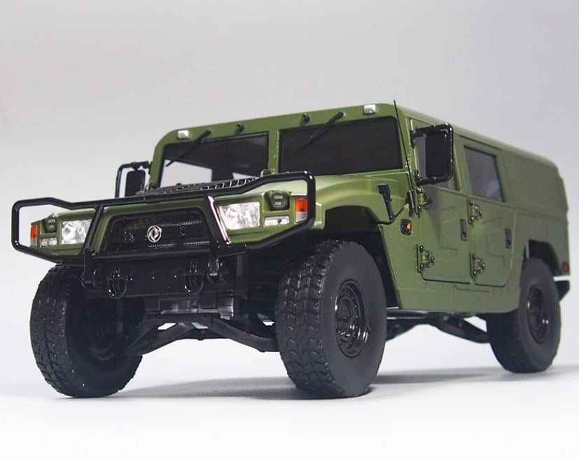 1-18 original Dongfeng Mengshi military vehicle model