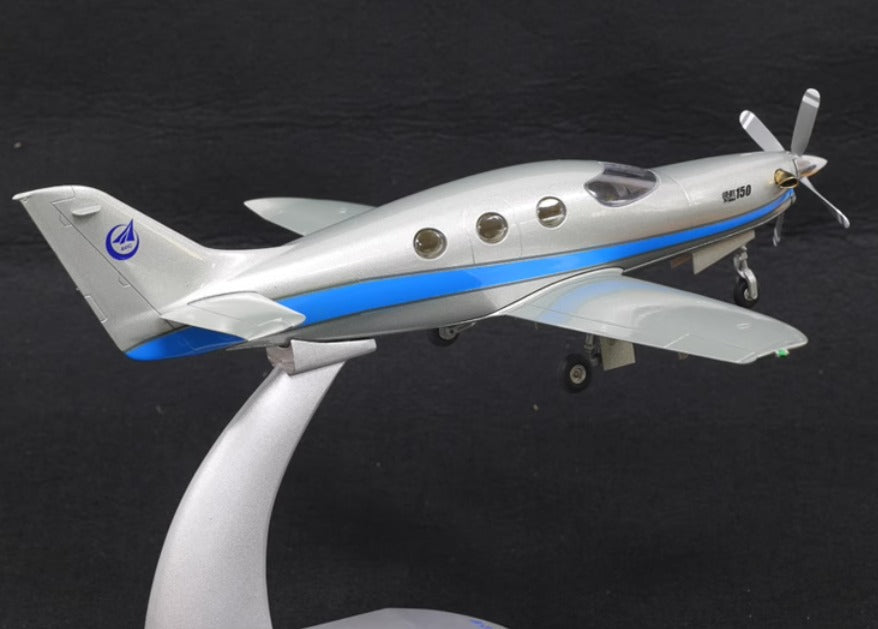 1-40 AVIC original pilot 150 aircraft model