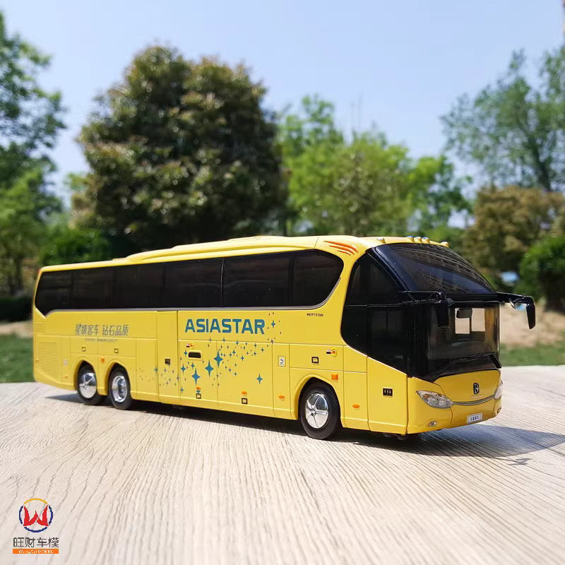 1-43 Yaxing Vitstar Bus Alloy Model