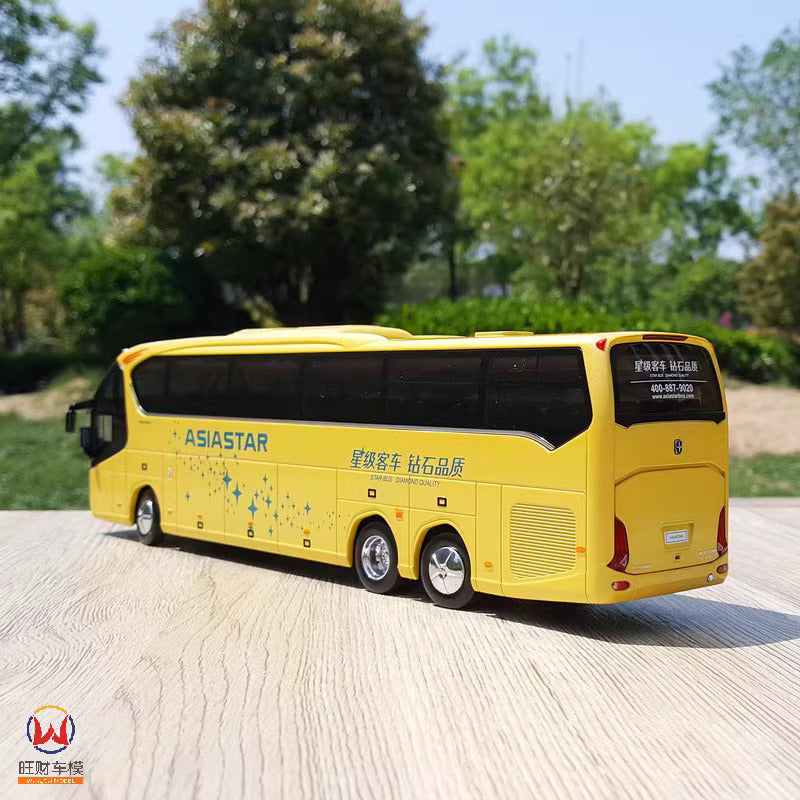 1-43 Yaxing Vitstar Bus Alloy Model