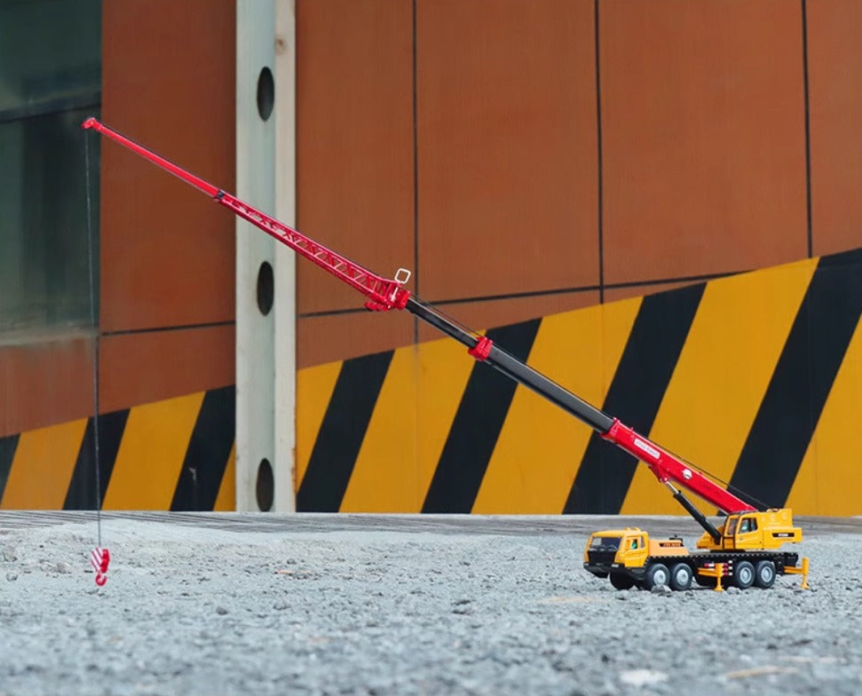 1-50 alloy crane model crane retractable with folding boom.