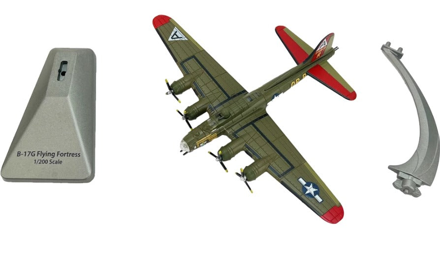 1-72 American World War II B17 Flying Fortress aircraft B-17G bomber model