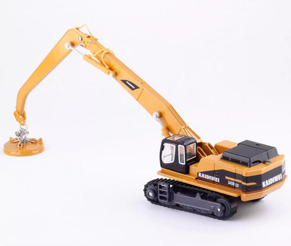 Alloy garbage scrap material truck crawler electromagnetic crane model