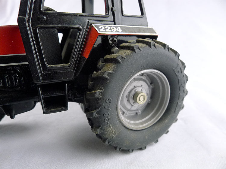 CASE 2294 MFD DIe-cast model tractor Ertl 1-32