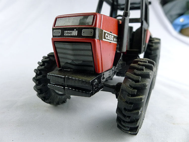 CASE 2294 MFD DIe-cast model tractor Ertl 1-32