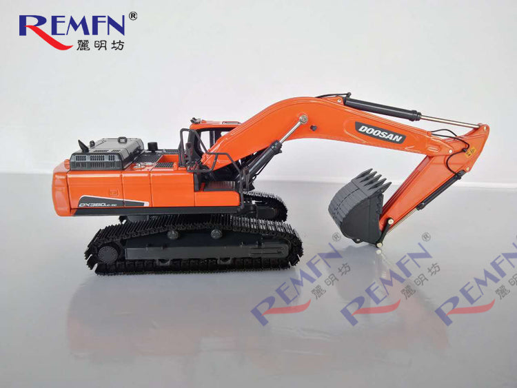 DX380LC-9C Doosan Daewoo Excavator Alloy Model 1-50