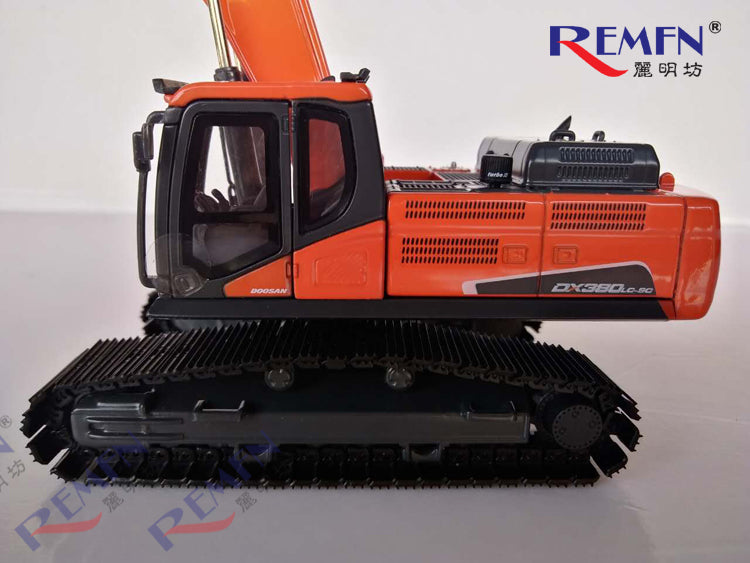 DX380LC-9C Doosan Daewoo Excavator Alloy Model 1-50