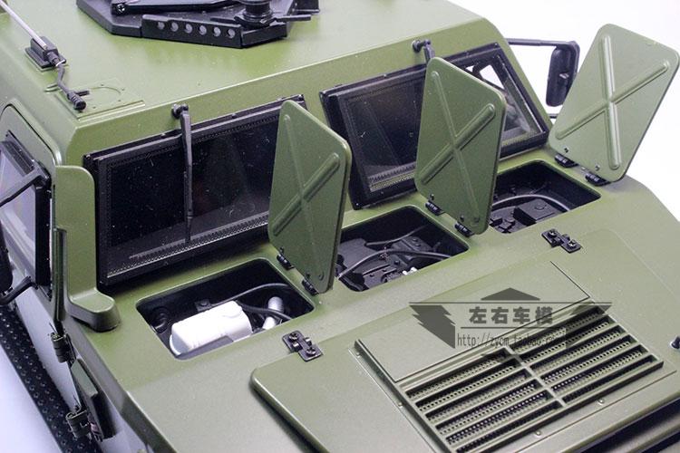 Dongfeng off-road armored vehicle 1:18 alloy car model