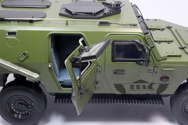 Dongfeng off-road armored vehicle 1:18 alloy car model