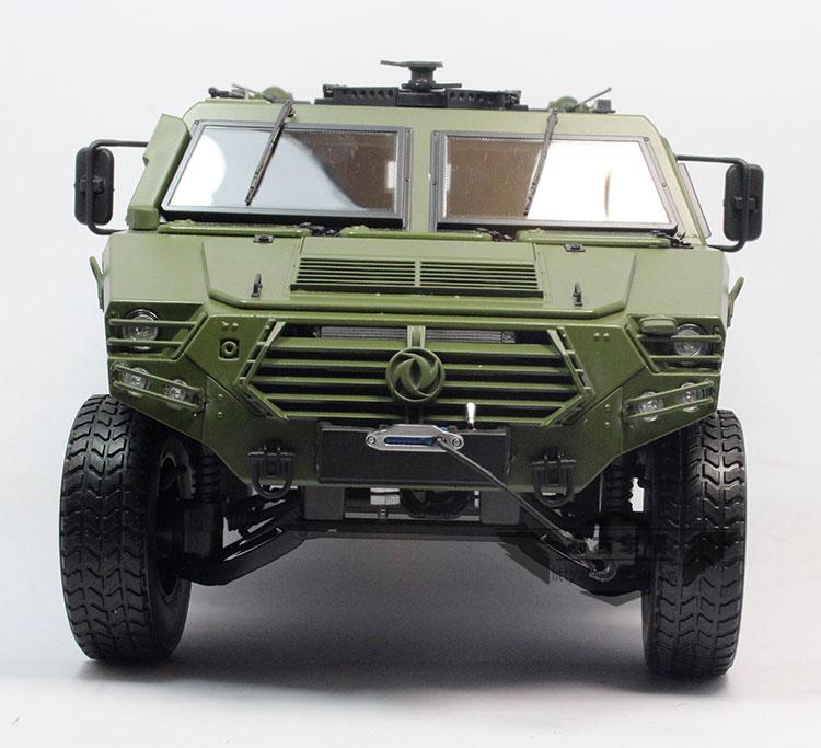 Dongfeng off-road armored vehicle 1:18 alloy car model