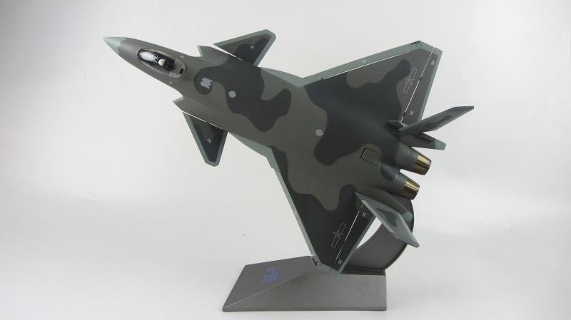 J20 Fighter Model Alloy Aircraft Model 1:144