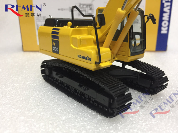 Komatsu PC200-10 Excavator-8MO Alloy Model 1-50