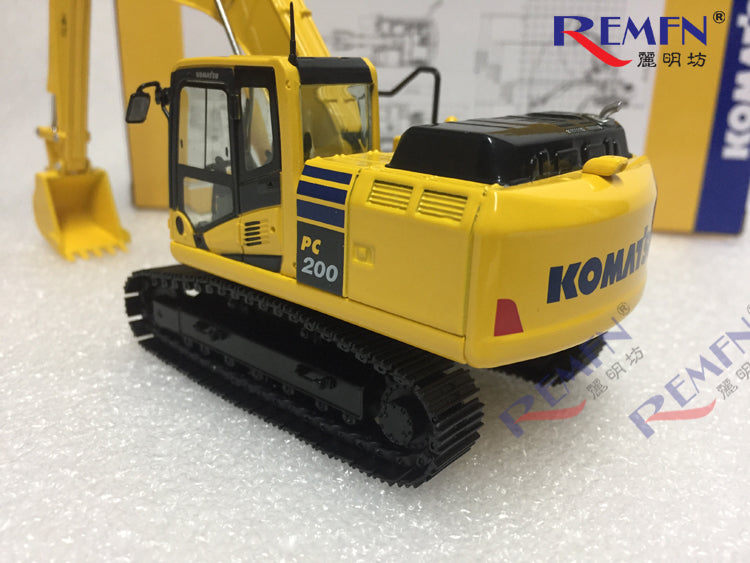 Komatsu PC200-10 Excavator-8MO Alloy Model 1-50