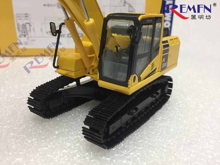 Komatsu PC200-10 Excavator-8MO Alloy Model 1-50