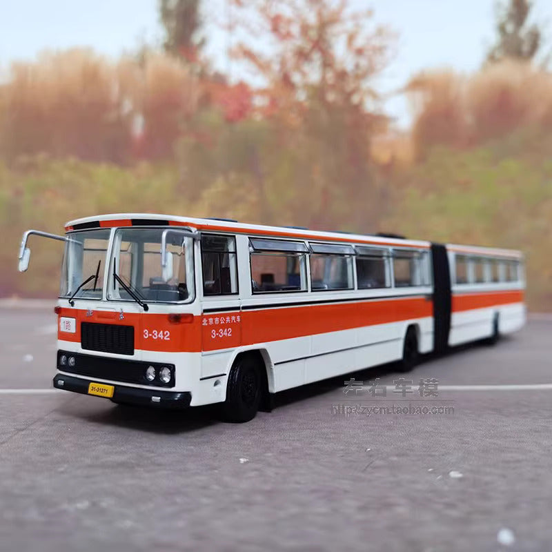 Beijing Bus 1-64 BK670 Xiangyun 52 alloy busTaxi model