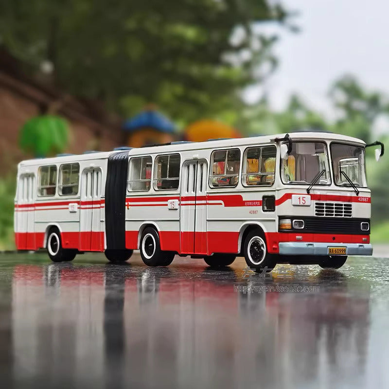 Beijing Bus 1-64 BK670 Xiangyun 52 alloy busTaxi model