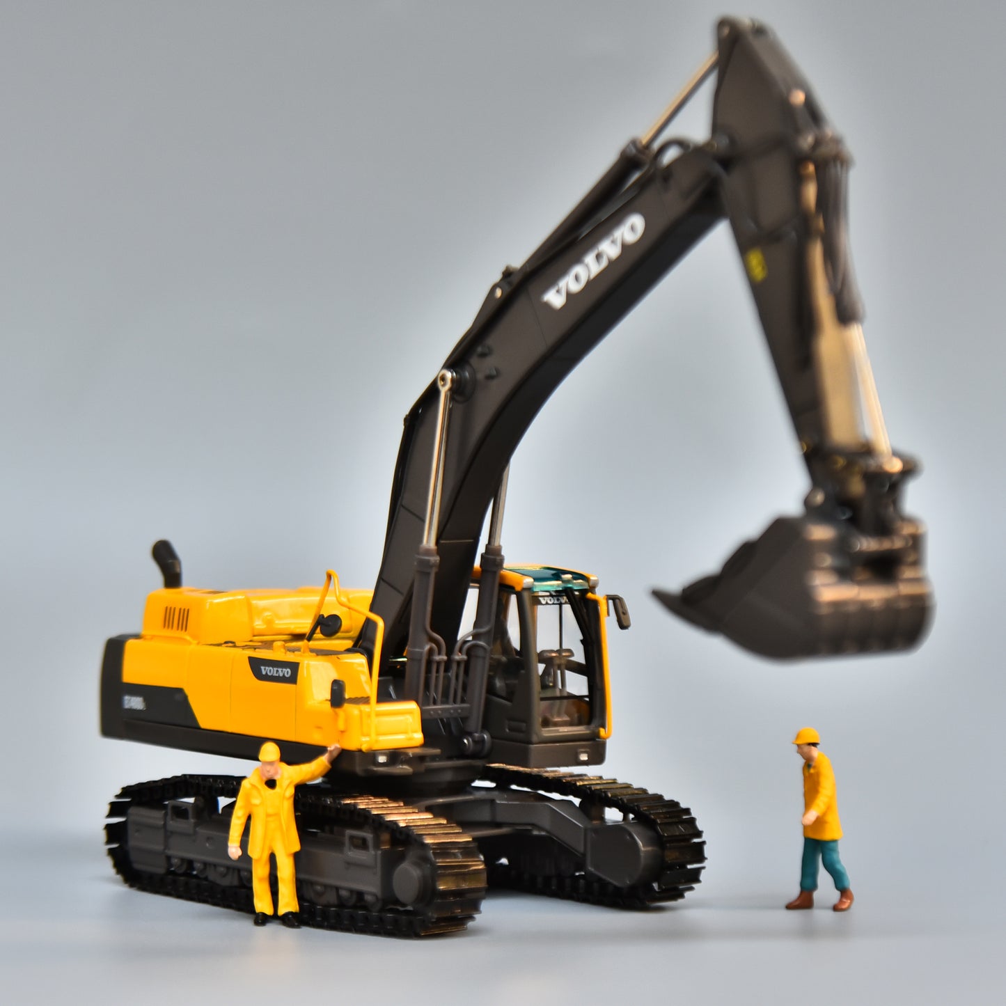 Volvo EC480DL alloy excavator model 1/50