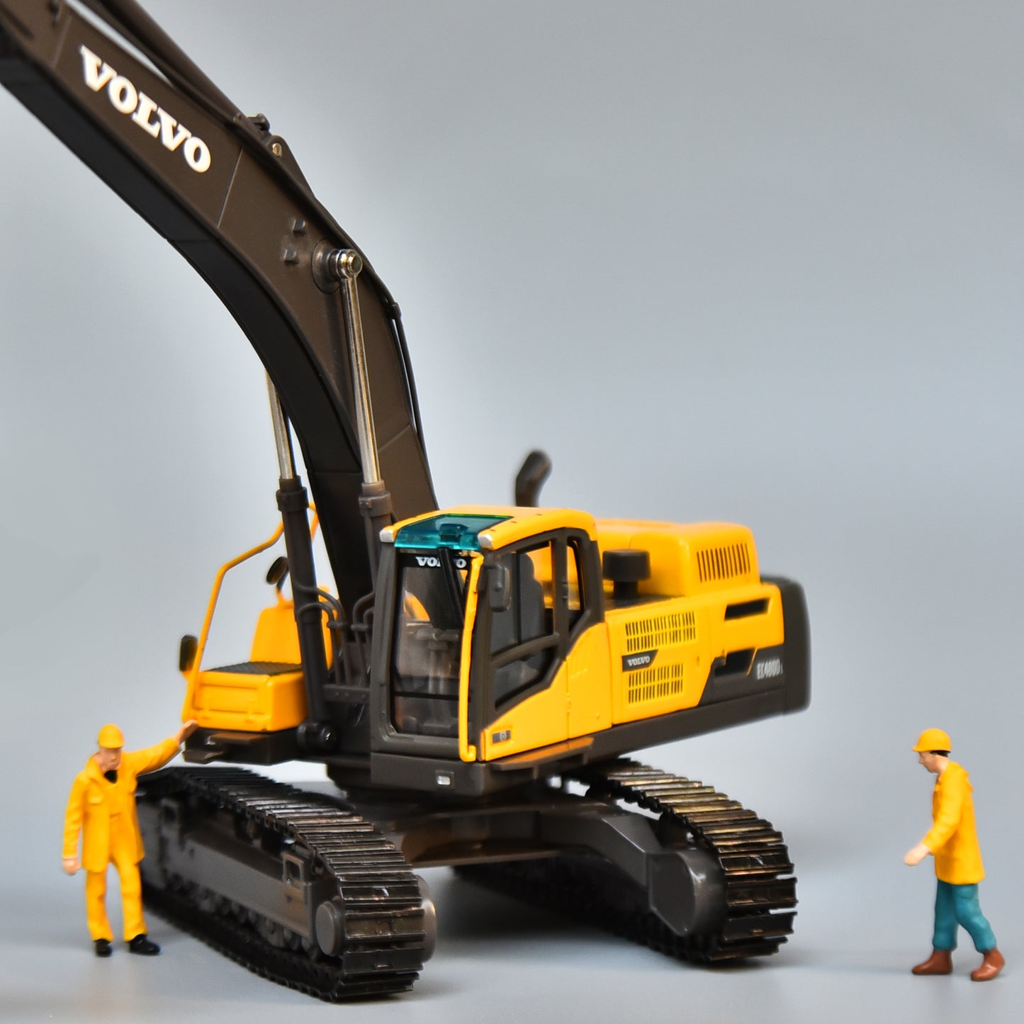 Volvo EC480DL alloy excavator model 1/50