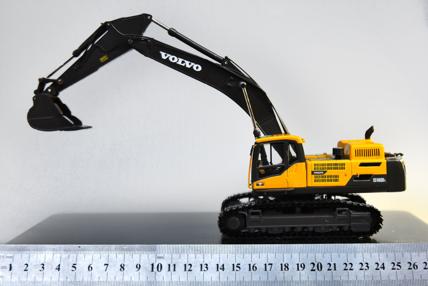 Volvo EC480DL alloy excavator model 1/50