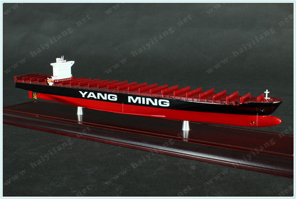 Yangming CCNI intellectualcontainer ship model 14 inches
