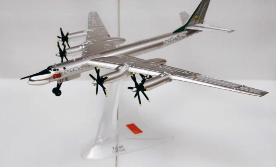 1-200 Russian Tu-95 TU-95 bomber Bear-H