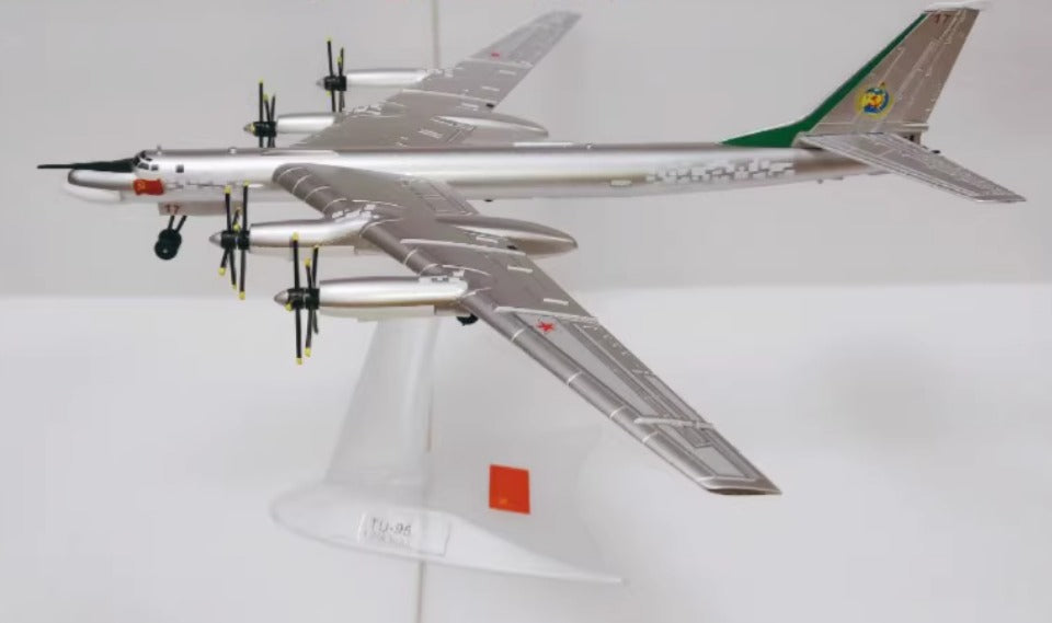 1-200 Russian Tu-95 TU-95 bomber Bear-H
