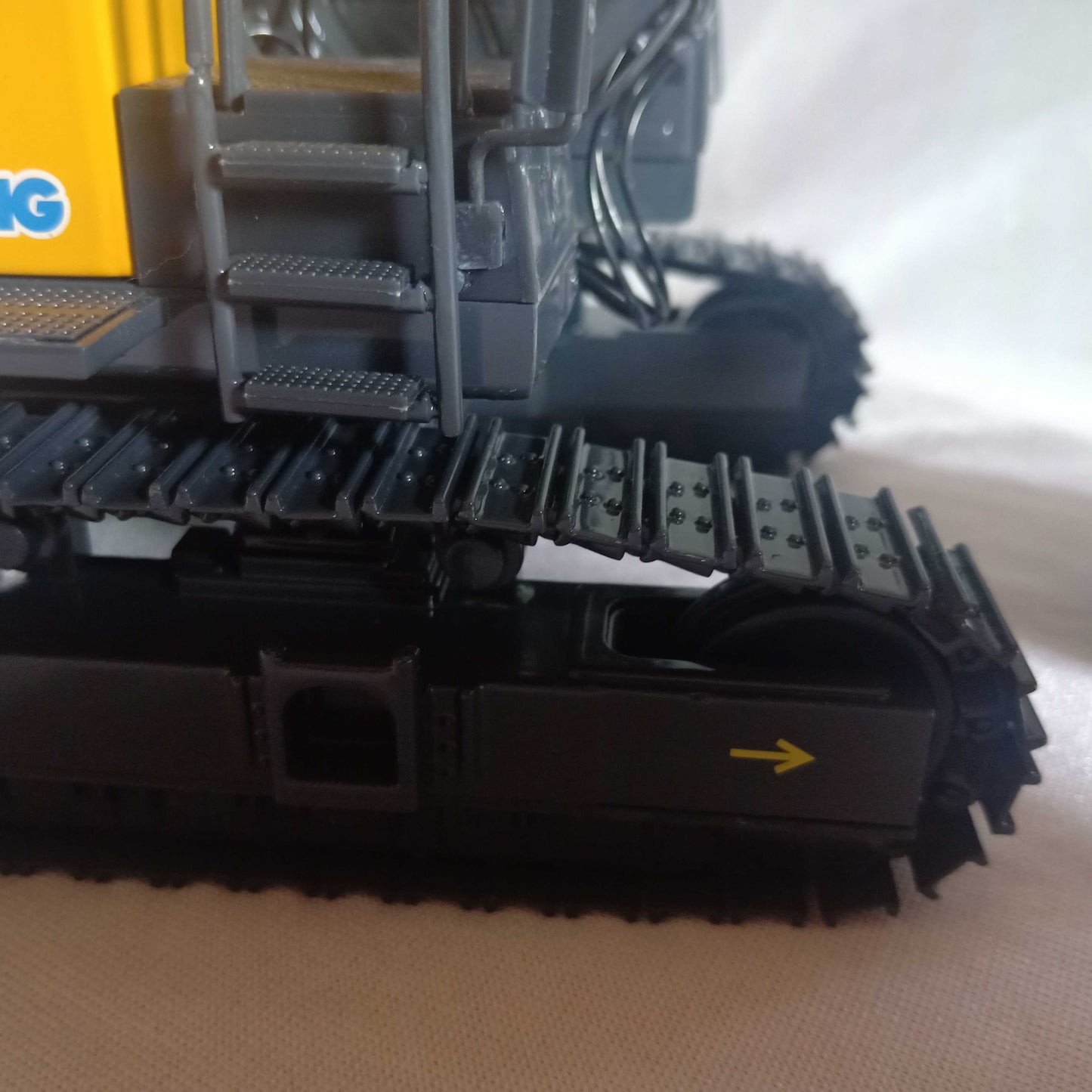 1-35 Original XCMG Xugong XE950G excavator model 1
