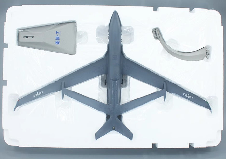 1-48 Wuzhen 7 high-altitude reconnaissance aircraft UAV alloy aircraft model