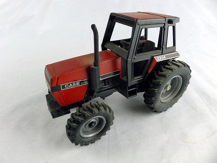 CASE 2294 MFD DIe-cast model tractor Ertl 1-32