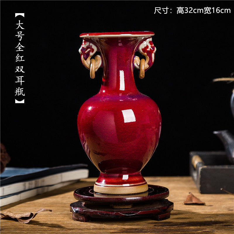 Cool lava lamp-like design on the vase