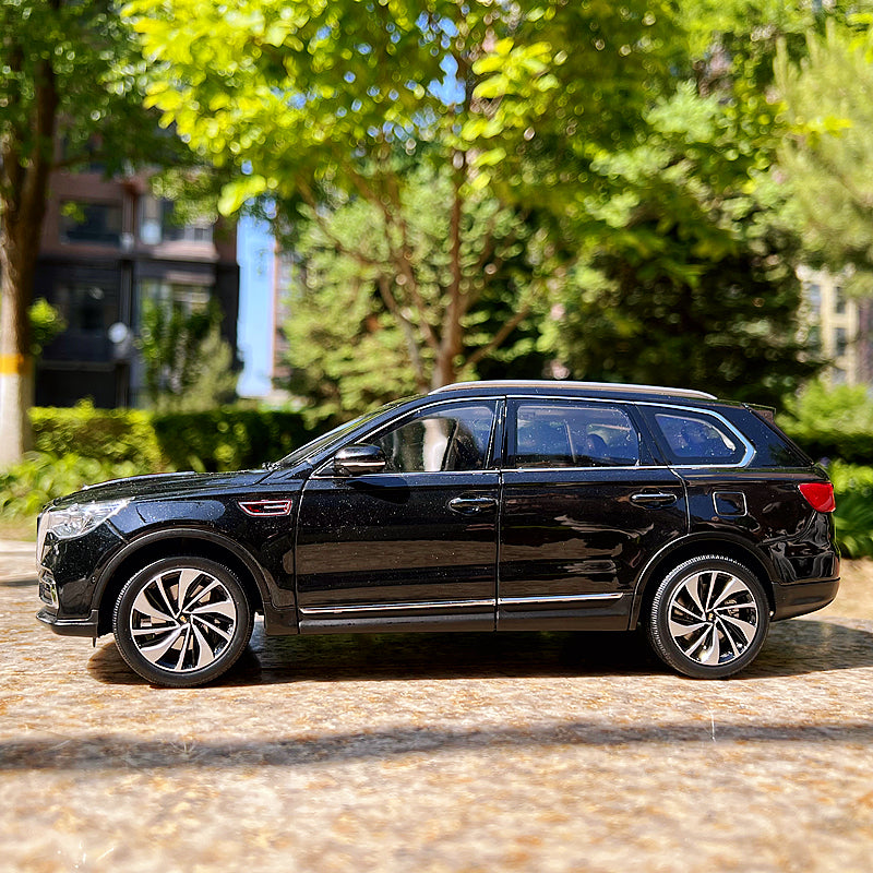 Century Dragon 1-18 FAW Hongqi H9 Simulation Alloy Car Model