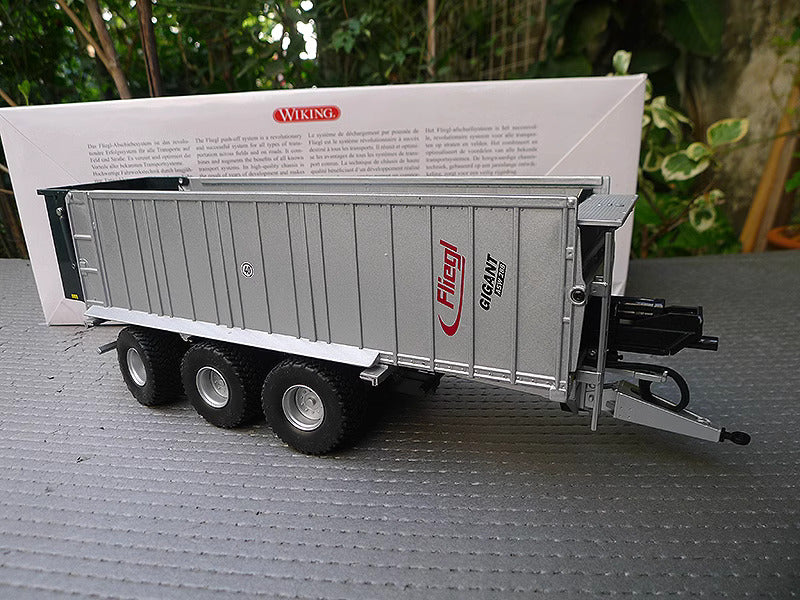 Fliegl ASW Die-cast model Ertl 1-32