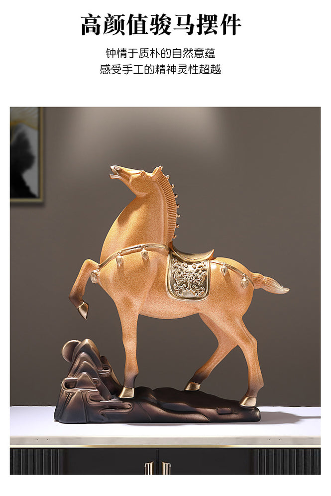 Horse sculpture art piece $