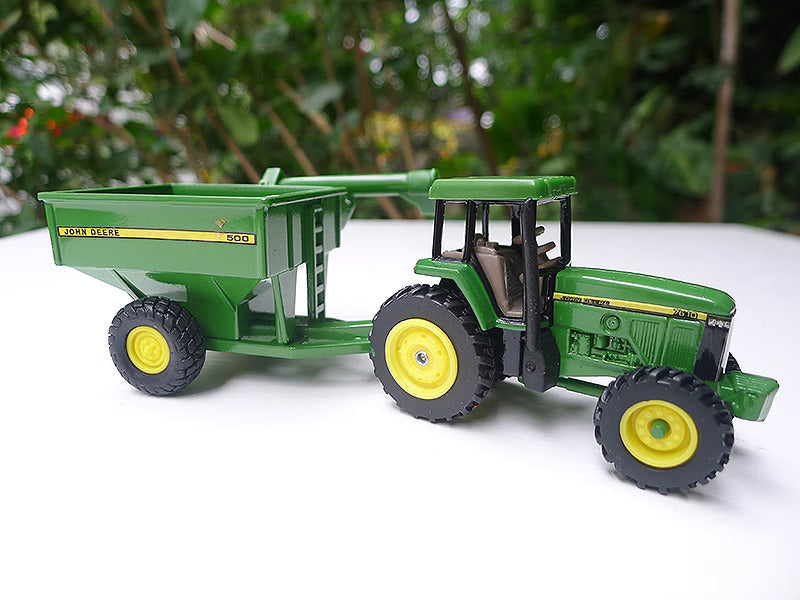 John Deere 7610 Wagon ERTL 1-64