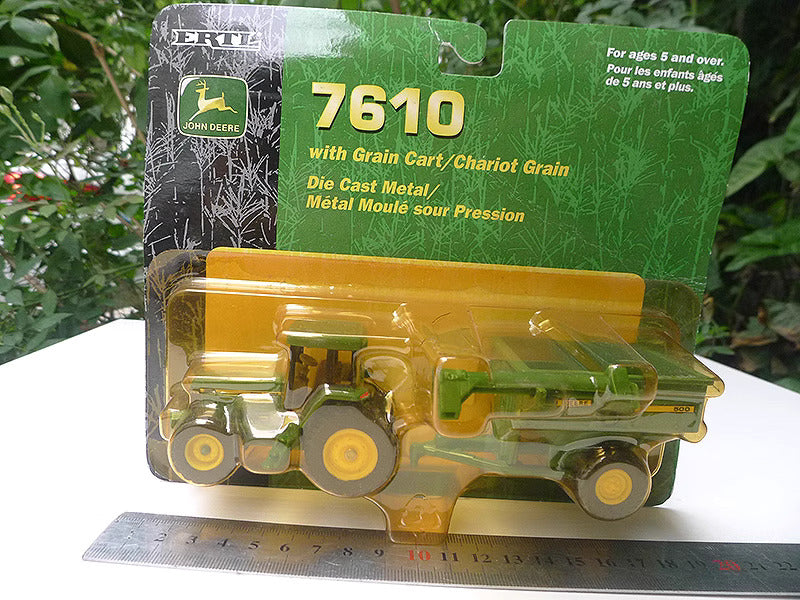 John Deere 7610 Wagon ERTL 1-64