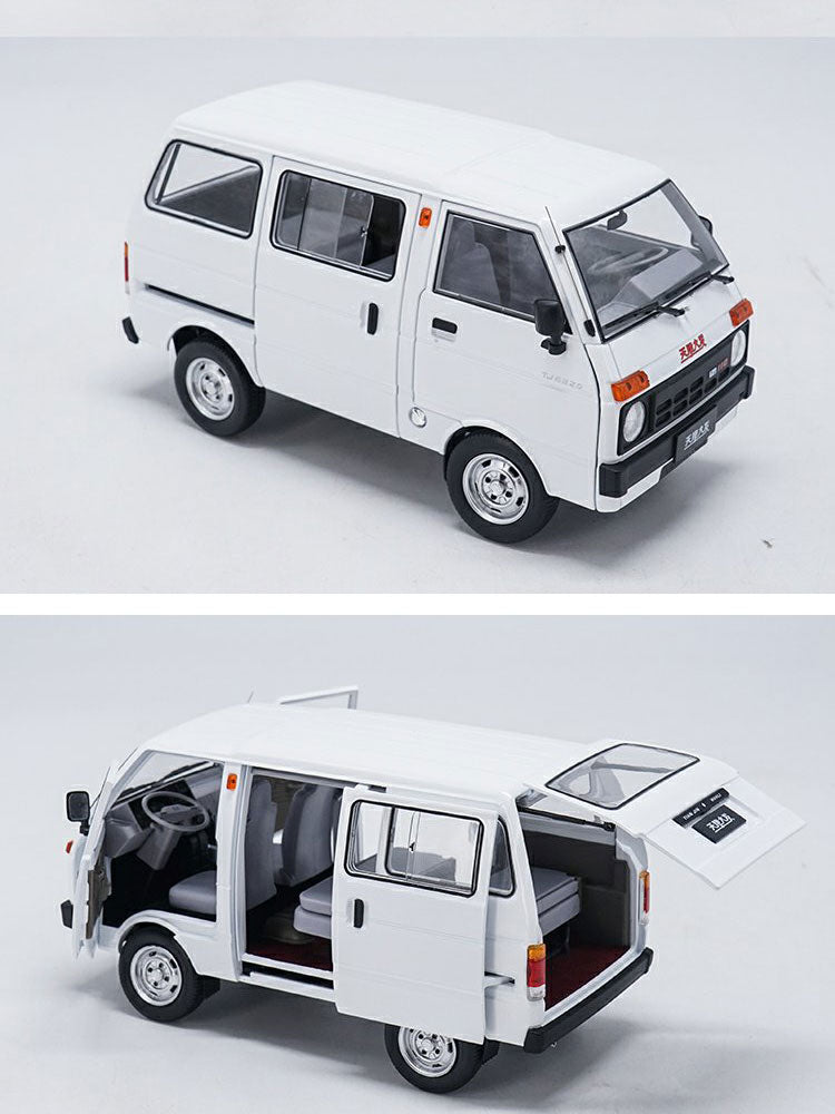 Tianjin Dafa van Taxi police Bread wagon model