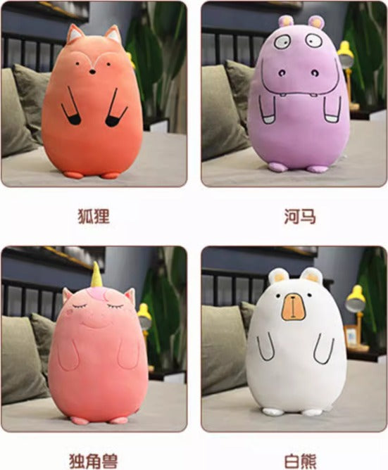 Lovely bean-shaped creature animal plush